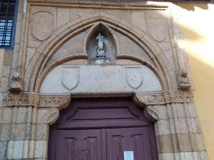 Portal entrada convento de la Concepcionistas de León. Monasterio de la Purísima Concepción