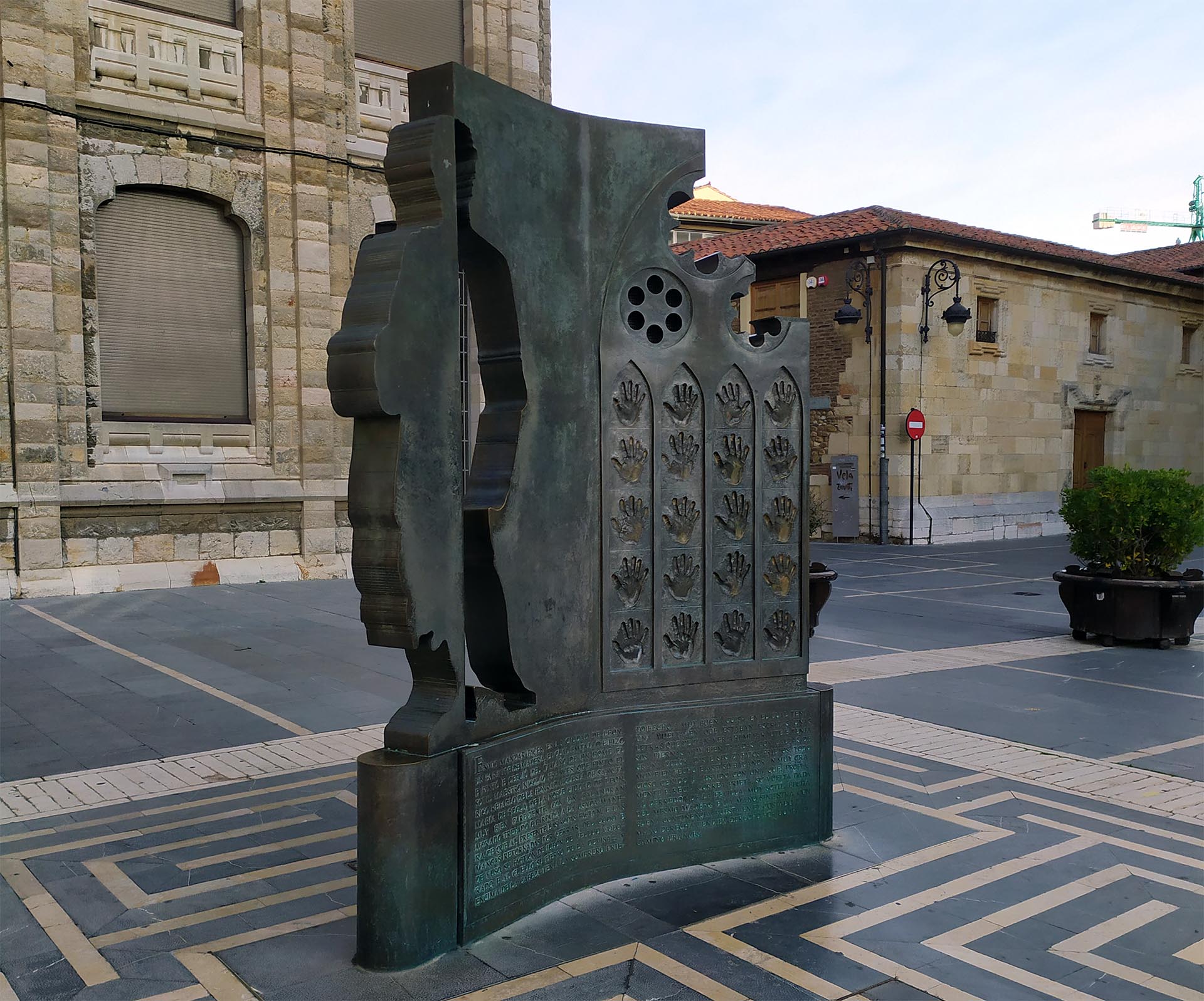 Homenaje a los constructores de catedrales